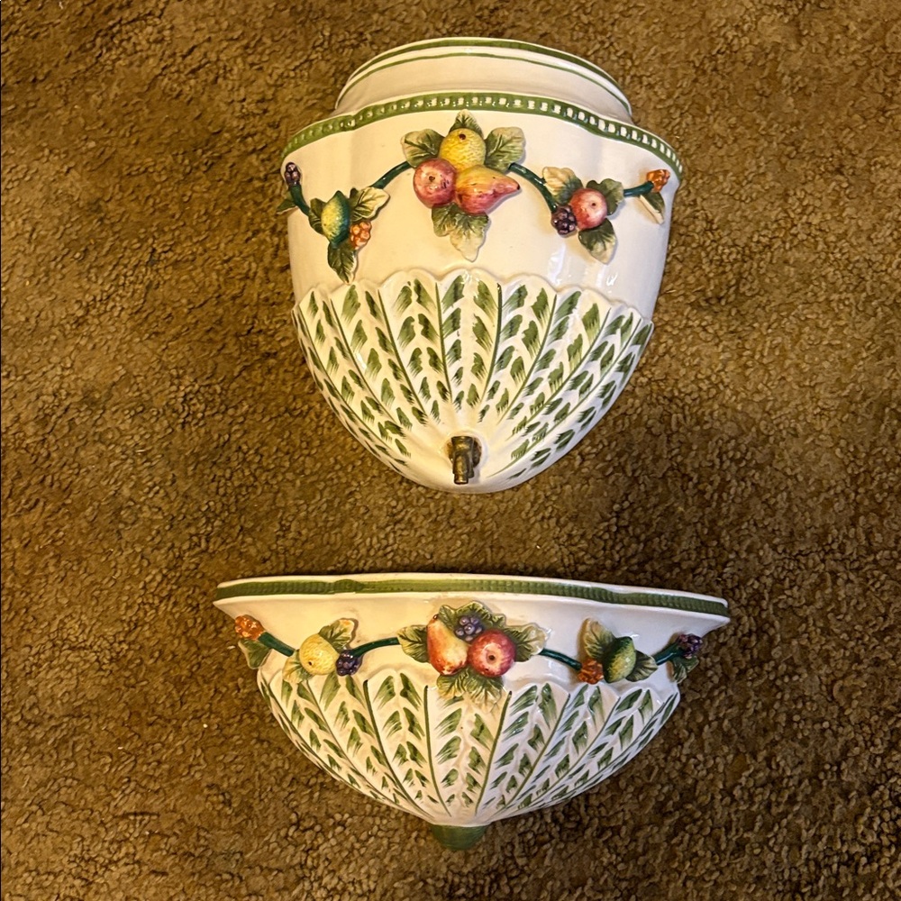 vintage two-piece lavabo wall hanging planter by Andrea by Sadek.